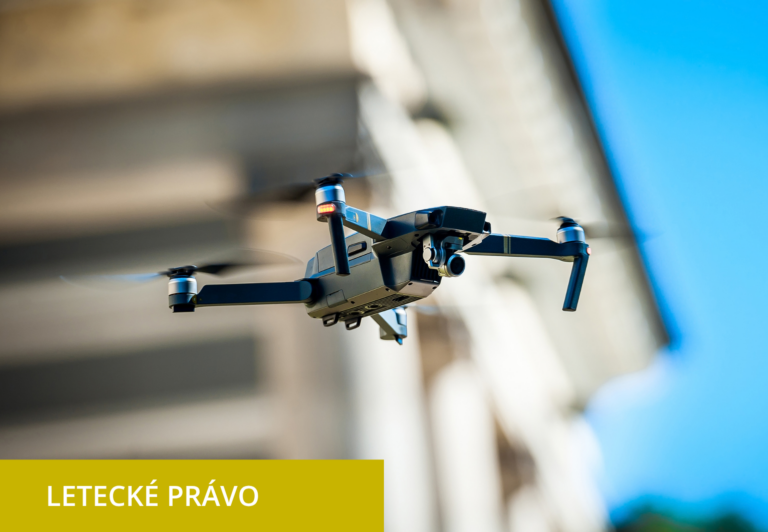 cizí dron