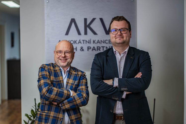 A7205005-Enhanced-NR